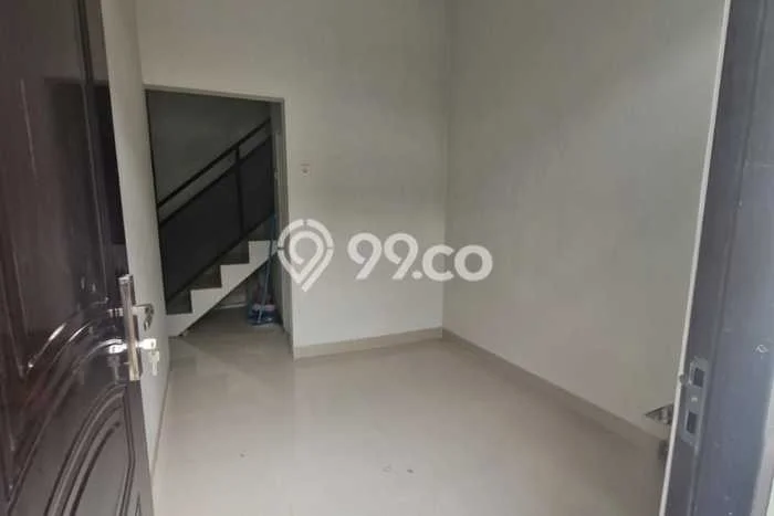 For Sale Hunian Rumah Terawat 3 Kamar di Cibubur, Jakarta Timur For Sale Hunian Rumah Terawat 3 Kamar di Cibubur, Jakarta Timur