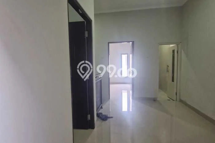 For Sale Hunian Rumah Terawat 3 Kamar di Cibubur, Jakarta Timur For Sale Hunian Rumah Terawat 3 Kamar di Cibubur, Jakarta Timur