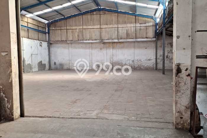 Unit Gudang Tersedia di Sudirman Spesifikasi LB 600m2 Unit Gudang Tersedia di Sudirman Spesifikasi LB 600m2