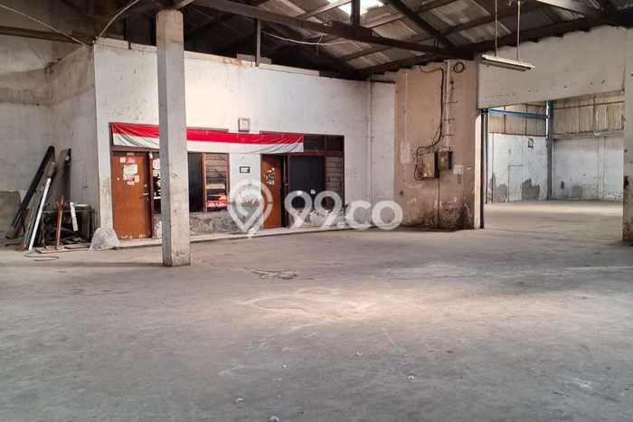 Unit Gudang Tersedia di Sudirman Spesifikasi LB 600m2 Unit Gudang Tersedia di Sudirman Spesifikasi LB 600m2