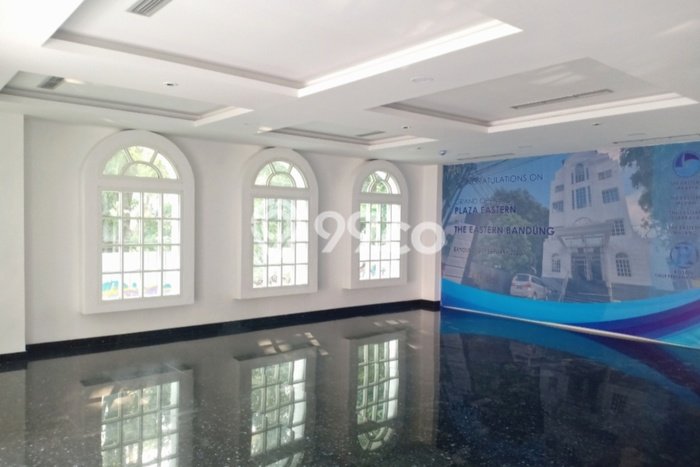 Disewakan Kantor di Kawasan Ramai Asia Afrika Luas 1346m2 Disewakan Kantor di Kawasan Ramai Asia Afrika Luas 1346m2