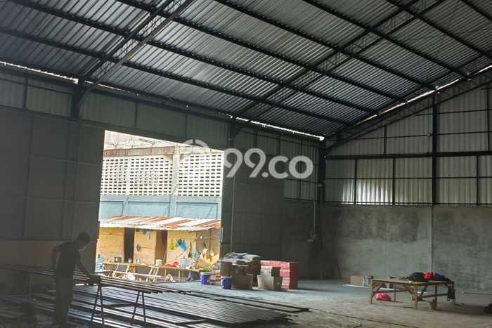 Gudang untuk Disewa di Pusat Denpasar Luas Bangunan 500m2 Gudang untuk Disewa di Pusat Denpasar Luas Bangunan 500m2