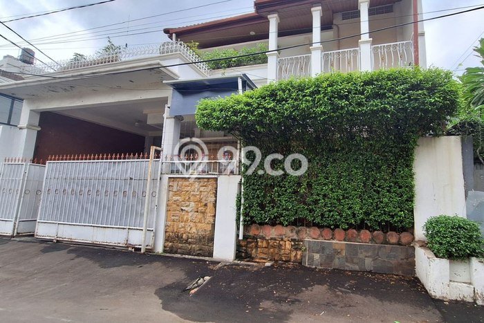 Rumah Luxury Modern Siap Huni di Jatiwaringin Bekasi Rumah Luxury Modern Siap Huni di Jatiwaringin Bekasi