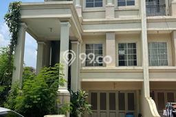 BEST PRICE! Rumah Berkualitas di Kelapa Gading, LT 162m² Bangunan 172m² BEST PRICE! Rumah Berkualitas di Kelapa Gading, LT 162m² Bangunan 172m²