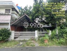 Rumah Strategis Pondok Pinang, Jakarta Selatan, LT 302m² Bangunan 250m² Rumah Strategis Pondok Pinang, Jakarta Selatan, LT 302m² Bangunan 250m²