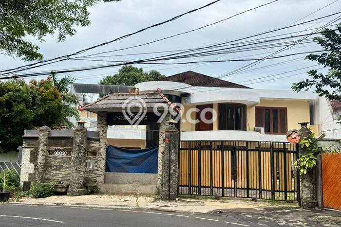 Hunian Eksklusif Siap Huni LT 871m2 di Cilandak, Jakarta Selatan Hunian Eksklusif Siap Huni LT 871m2 di Cilandak, Jakarta Selatan