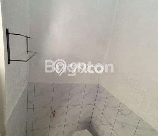 KOST HANYA 3 MENIT KE UNNES, BEBAS BANJIR KOST HANYA 3 MENIT KE UNNES, BEBAS BANJIR