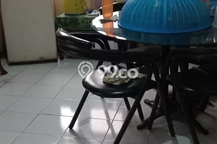For Sale! Luxury House LT 593m2 Desain Elegan di Wonodri For Sale! Luxury House LT 593m2 Desain Elegan di Wonodri