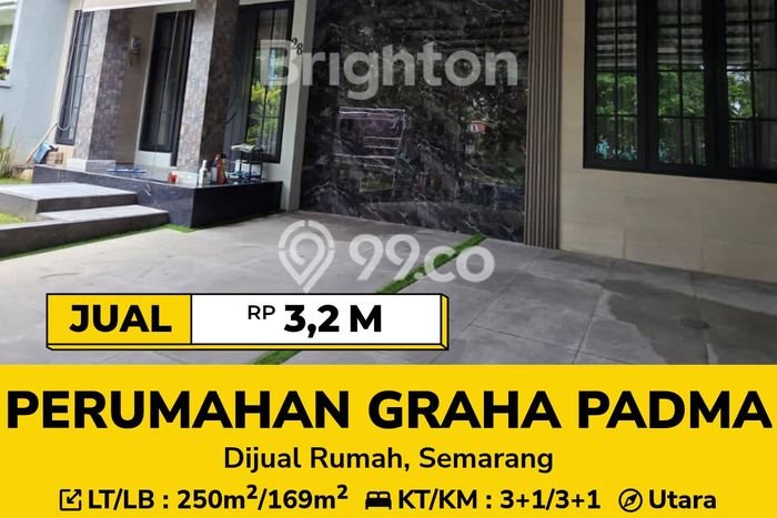 Rumah Elit LB 169m2 Siap Huni Desain Elegan di Graha Padma, Semarang Rumah Elit LB 169m2 Siap Huni Desain Elegan di Graha Padma, Semarang
