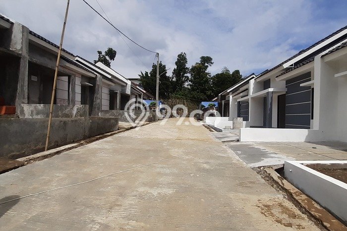 Jual Rumah Siap Huni di Banjaran Bandung Harga Rp 364 Juta LT 60m2 Jual Rumah Siap Huni di Banjaran Bandung Harga Rp 364 Juta LT 60m2