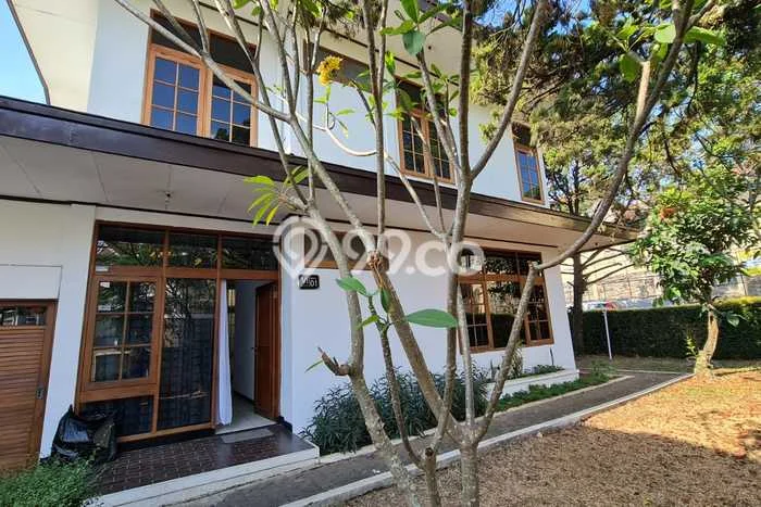 Sewa Rumah Murah di Pasteur Bandung Punya 3 Kamar Tidur Sewa Rumah Murah di Pasteur Bandung Punya 3 Kamar Tidur