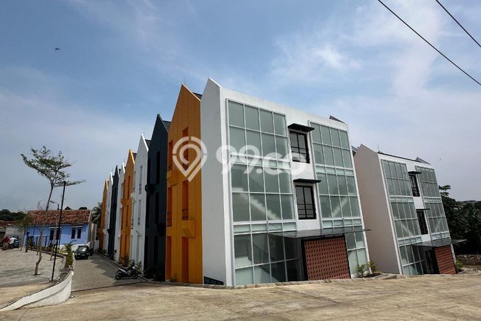 Kos-kosan Dijual di Ciampea, Bogor, 6 KT, 6 KM, Bangunan 116m2 Kos-kosan Dijual di Ciampea, Bogor, 6 KT, 6 KM, Bangunan 116m2