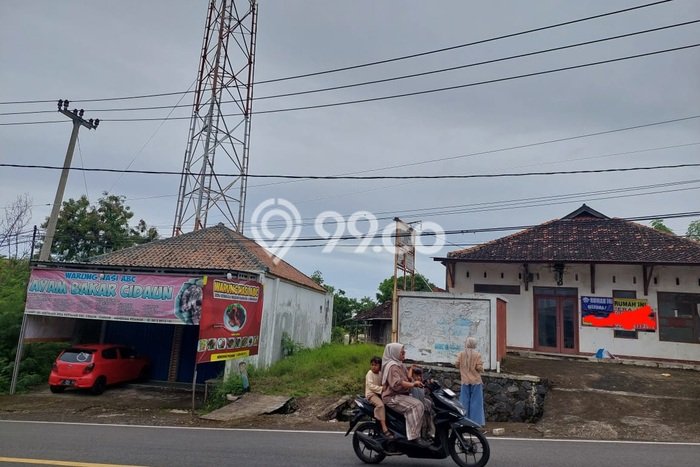 Jual Rumah Bagus Siap Huni LB 225m2 di Cidaun, Cianjur Jual Rumah Bagus Siap Huni LB 225m2 di Cidaun, Cianjur