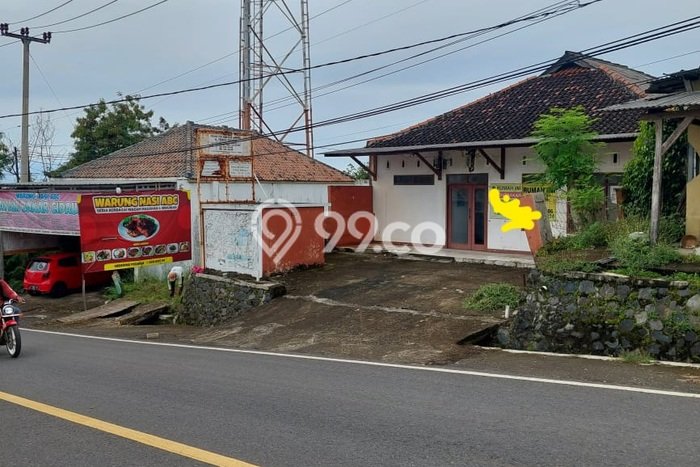 Jual Rumah Bagus Siap Huni LB 225m2 di Cidaun, Cianjur Jual Rumah Bagus Siap Huni LB 225m2 di Cidaun, Cianjur