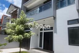 For Sale! Luxury House LT 250m2 Desain Elegan di BSD Griya Loka For Sale! Luxury House LT 250m2 Desain Elegan di BSD Griya Loka