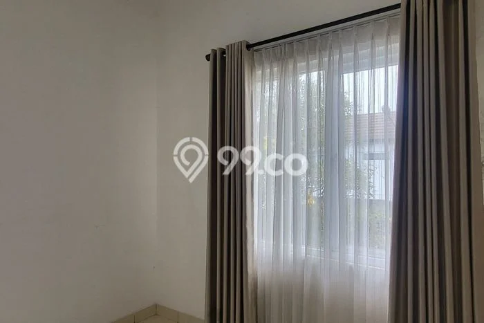 Rumah Strategis Minimalis Lb 56m2 di Serpong, Tangerang Selatan Rumah Strategis Minimalis Lb 56m2 di Serpong, Tangerang Selatan
