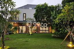 Hunian Mewah LB 350m2 Siap Huni Desain Elegan di BSD, Tangerang Hunian Mewah LB 350m2 Siap Huni Desain Elegan di BSD, Tangerang