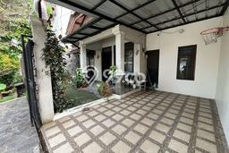 Rumah Strategis Modern Lb 160m2 di Serpong Utara, Tangerang Selatan Rumah Strategis Modern Lb 160m2 di Serpong Utara, Tangerang Selatan