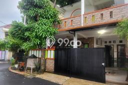 Rumah Minimalis 4 KT di BSD Nusaloka Tangerang Semi Furnished Rumah Minimalis 4 KT di BSD Nusaloka Tangerang Semi Furnished