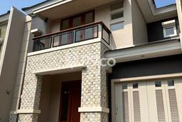 Jarang Ada! Rumah Kontrakan 3 Kamar Bagus Siap Huni BSD Delatinos Jarang Ada! Rumah Kontrakan 3 Kamar Bagus Siap Huni BSD Delatinos