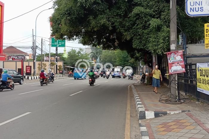 Untuk Dijual! Kantor di Daan Mogot Tangerang LT 659m2 / LB 2000m2 Kawasan Strategis Untuk Dijual! Kantor di Daan Mogot Tangerang LT 659m2 / LB 2000m2 Kawasan Strategis