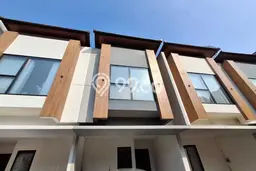 For Sale Hunian Rumah Nyaman 3 KT di Sunrise Garden, Jakarta Barat For Sale Hunian Rumah Nyaman 3 KT di Sunrise Garden, Jakarta Barat