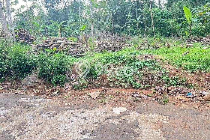 Tanah Dijual Lokasi Mojogedang Karanganyar - Tanah Dijual Lokasi Mojogedang Karanganyar -