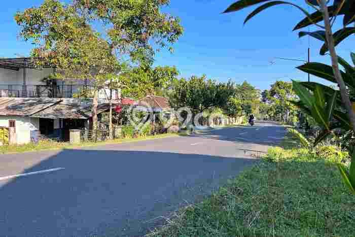 AREA PROSPEKTIF! Tanah di Karangpandan, Luas 675m², Dekat Fasilitas Umum, Kawasan Potensial AREA PROSPEKTIF! Tanah di Karangpandan, Luas 675m², Dekat Fasilitas Umum, Kawasan Potensial