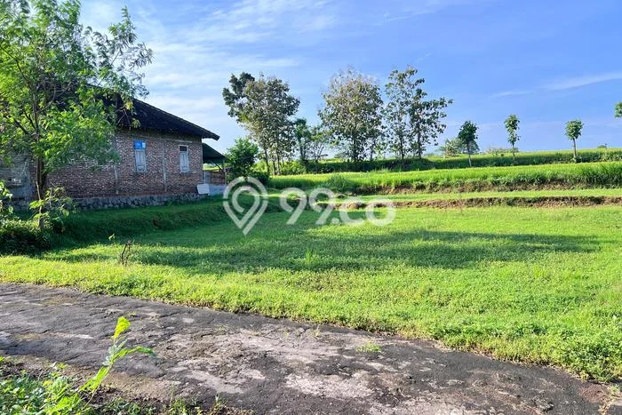 Jual Tanah Area Berkembang Kawasan Karanganyar, Luas 395m², Dekat Karanganyar, Surakarta, Surakarta Jual Tanah Area Berkembang Kawasan Karanganyar, Luas 395m², Dekat Karanganyar, Surakarta, Surakarta