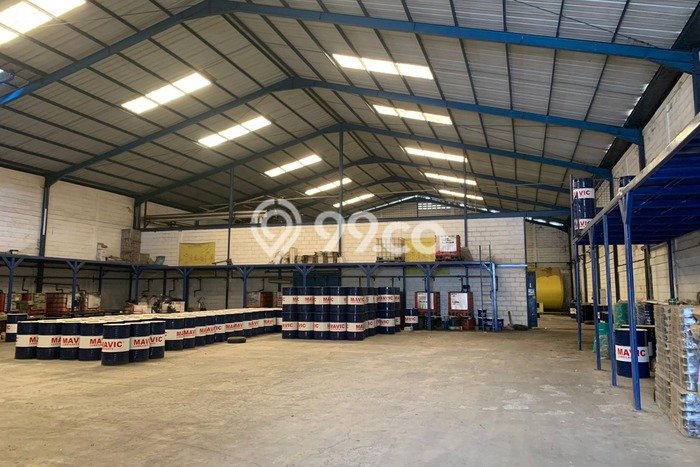 INVESTASI MENGUNTUNGKAN! Gudang di Katapang, Luas 1520m², Kawasan Komersial INVESTASI MENGUNTUNGKAN! Gudang di Katapang, Luas 1520m², Kawasan Komersial