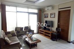 Jual Rumah Luas Megah Dengan View Eksklusif di Surya Sumantri, Bandung Jual Rumah Luas Megah Dengan View Eksklusif di Surya Sumantri, Bandung