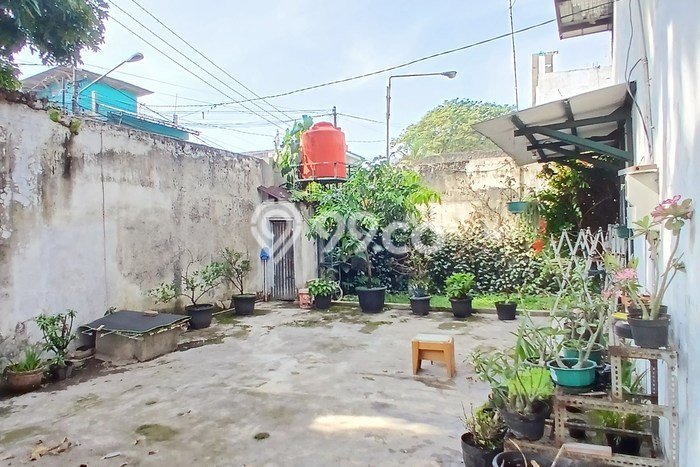 Paling Diincar! Gudang Dijual di Moch Toha Harga Kompetitif Paling Diincar! Gudang Dijual di Moch Toha Harga Kompetitif