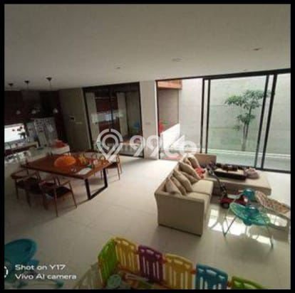 Rumah Mewah LB 450m2 Siap Pakai Desain Elegan di Garuda, Bandung Rumah Mewah LB 450m2 Siap Pakai Desain Elegan di Garuda, Bandung