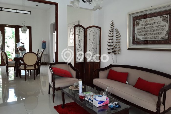 Disewakan! Rumah 3 Kamar Tidur &
2 Kamar Mandi di Geger Kalong, Bandung Disewakan! Rumah 3 Kamar Tidur &
2 Kamar Mandi di Geger Kalong, Bandung