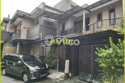 Rumah Idaman Keluarga! Rumah 2 Lantai di Depok, Sleman, LT 183m² LB 360m² Rumah Idaman Keluarga! Rumah 2 Lantai di Depok, Sleman, LT 183m² LB 360m²