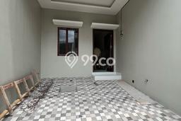 For Sale Hunian Rumah Terawat 4 KT di Tomang, Jakarta Barat For Sale Hunian Rumah Terawat 4 KT di Tomang, Jakarta Barat