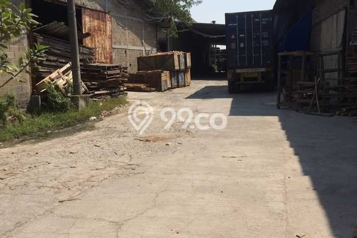 Untuk Dijual! Gudang di Daan Mogot Tangerang LT 26000m2 / LB 15000m2 Kawasan Bisnis Untuk Dijual! Gudang di Daan Mogot Tangerang LT 26000m2 / LB 15000m2 Kawasan Bisnis