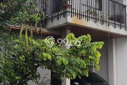 Rumah Luas Asri 4 KT Siap Pakai di BSD Graha Raya Tangerang Rumah Luas Asri 4 KT Siap Pakai di BSD Graha Raya Tangerang