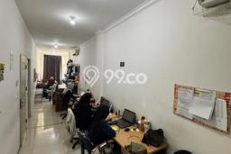 Ruko Dijual di Jakarta Barat LT 68m2 & LB 236m2 Lokasi Terbaik! Ruko Dijual di Jakarta Barat LT 68m2 & LB 236m2 Lokasi Terbaik!