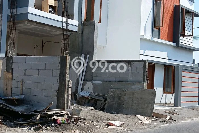 BEST OFFER! Rumah Siap Huni di Danginpuri, Luas 60m² Bangunan 70m² BEST OFFER! Rumah Siap Huni di Danginpuri, Luas 60m² Bangunan 70m²