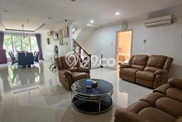 Jual Rumah Mewah Elegan Dengan View Eksklusif di Pantai Indah Kapuk, Jakarta Utara Jual Rumah Mewah Elegan Dengan View Eksklusif di Pantai Indah Kapuk, Jakarta Utara