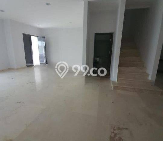 Disewakan! Rumah 3 Kamar Tidur &
3 Kamar Mandi di Pantai Indah Kapuk, Jakarta Utara Disewakan! Rumah 3 Kamar Tidur &
3 Kamar Mandi di Pantai Indah Kapuk, Jakarta Utara