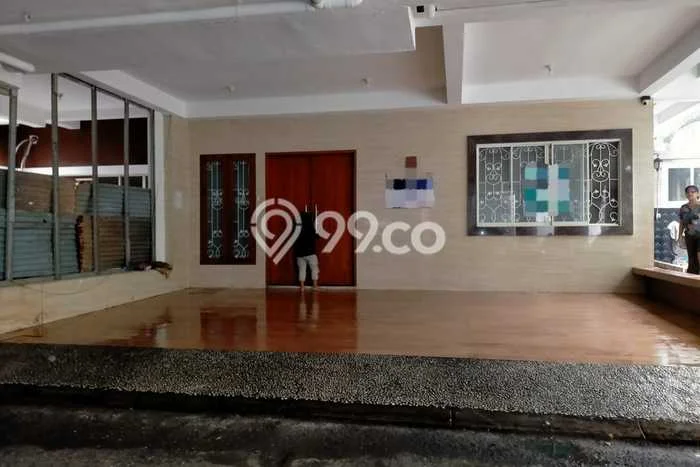 Rumah Elit LB 864m2 Siap Pakai Desain Elegan di Pantai Indah Kapuk, Jakarta Utara Rumah Elit LB 864m2 Siap Pakai Desain Elegan di Pantai Indah Kapuk, Jakarta Utara