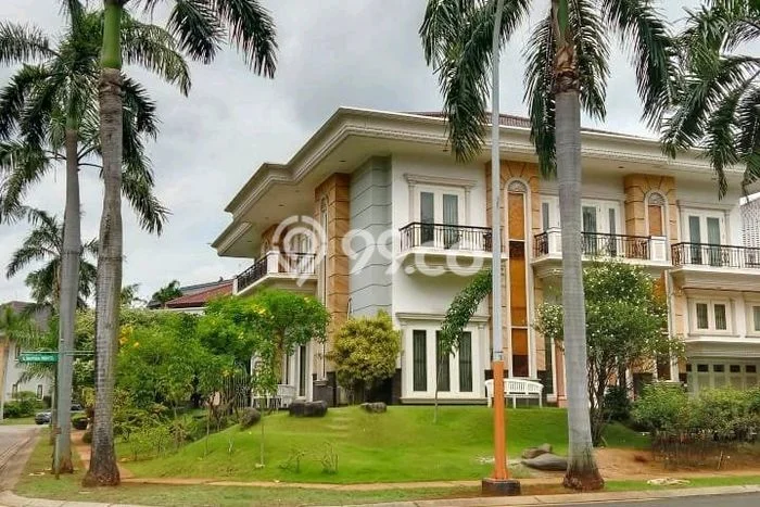 For Sale! Luxury House LT 867m2 Desain Elegan di Pantai Indah Kapuk For Sale! Luxury House LT 867m2 Desain Elegan di Pantai Indah Kapuk