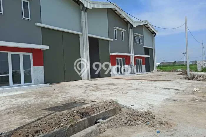 Unit Komersial Disewakan di Tangerang Kawasan Strategis Harga Kompetitif Unit Komersial Disewakan di Tangerang Kawasan Strategis Harga Kompetitif