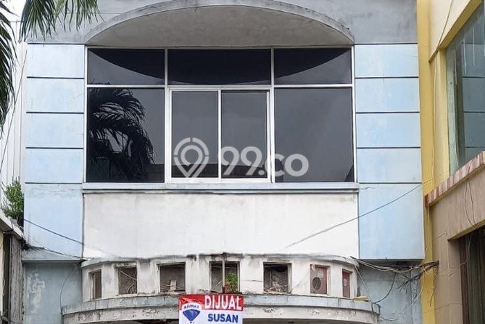 Dijual Ruko Kawasan Premium Kawasan Pasar Baru, Luas 300m², Jalan Utama Dijual Ruko Kawasan Premium Kawasan Pasar Baru, Luas 300m², Jalan Utama