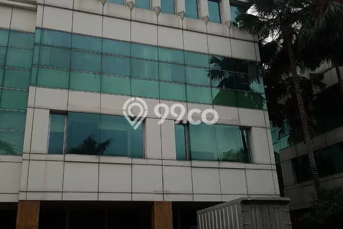 Ruko Dijual di Jakarta Barat LT 180m2 & LB 600m2 Lokasi Terbaik! Ruko Dijual di Jakarta Barat LT 180m2 & LB 600m2 Lokasi Terbaik!