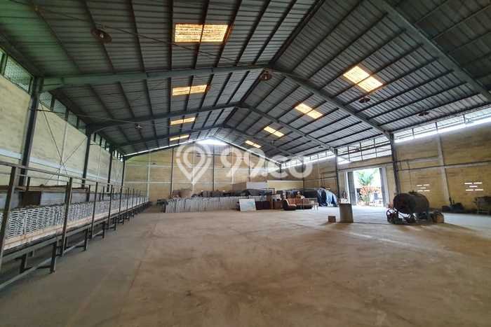 Unit Pabrik Dijual di Curug Tangerang Luas Bangunan 650m2 Unit Pabrik Dijual di Curug Tangerang Luas Bangunan 650m2