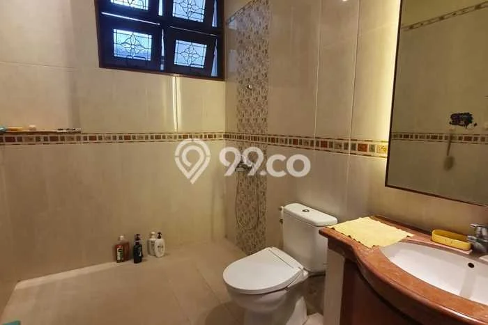 Dijual Rumah Mewah Exclusive di Kebon Jeruk, Jakarta Barat Dijual Rumah Mewah Exclusive di Kebon Jeruk, Jakarta Barat