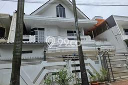 Hot Offer Hunian Mewah Ideal dan Luas di Kebon Jeruk, Jakarta Barat Hot Offer Hunian Mewah Ideal dan Luas di Kebon Jeruk, Jakarta Barat